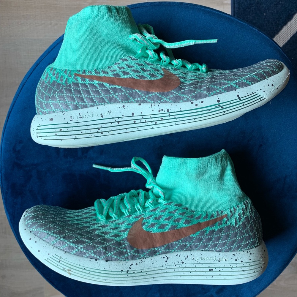 Nike LunarEpic Flyknit - Women’s size 7.5